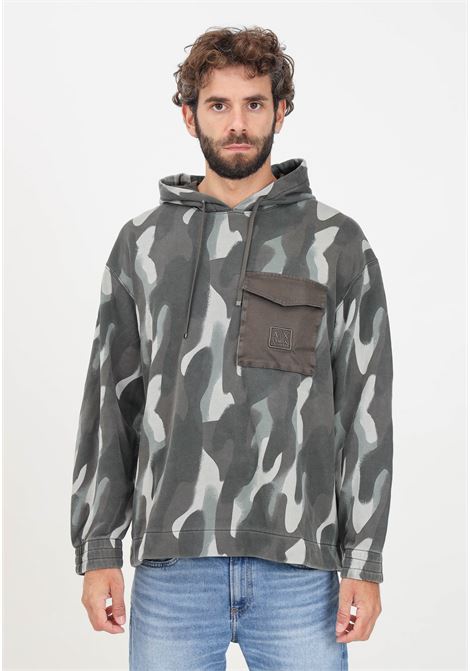 Green men's hoodie characterized by camo pattern and chest pocket ARMANI EXCHANGE | 6DZMHBZJNHZ4891